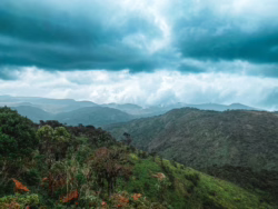 The stunning view from the Kirigalpoththa mountain peak, captured by Sameera Marapperuma. A panoramic view from the summit of Kirigalpoththa mountain peak