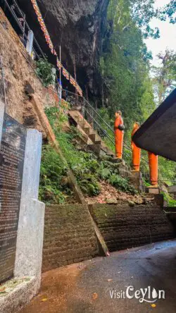 Final stage of the pathway leading to Batathota Lena (Batathota Cave), Kuruwita
📷 Photo Credit: Sameera Marapperuma | Visit Ceylon Final stage of the climb leading to Batathota Lena cave surrounded by forest near Kuruwita, Sri Lanka.