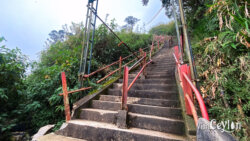 Mahagiri Damba starting point damaged by fallen rocks – Photo by Sameera Marapperuma Starting point of Mahagiri Damba trail damaged by fallen rocks near Hatton–Ratnapura route.