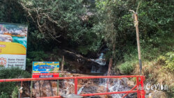 Small waterfall at Seethagangula area – Photo by Sameera Marapperuma Small waterfall flowing in the Seethagangula area near Sri Pada trail.